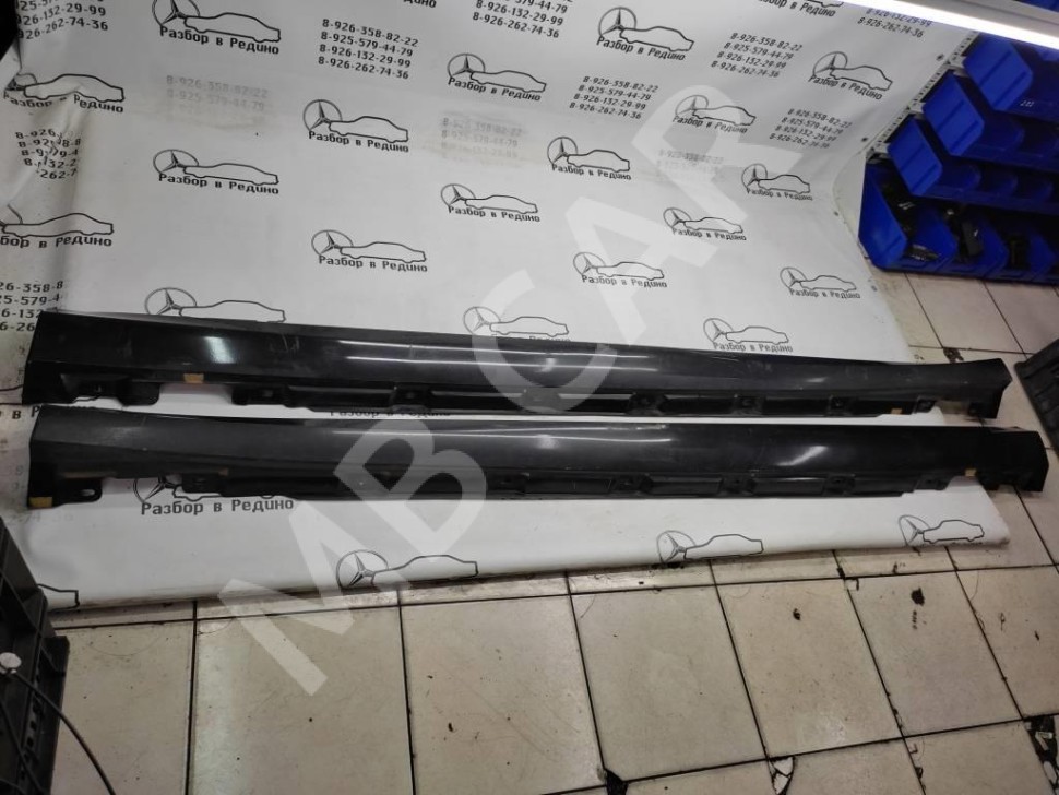 Порог пластиковый левый MERCEDES-BENZ R-класс W251 (2005 - 2007) фото 1 &mdash; Разборка Мерседес