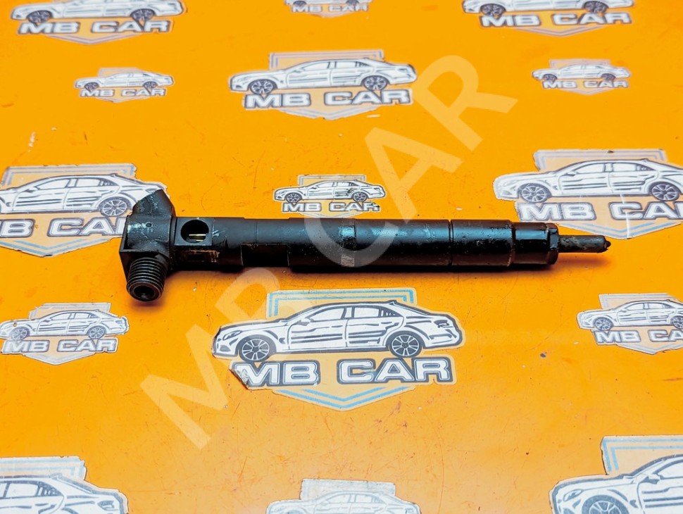 Форсунка ДИЗЕЛЬ MERCEDES-BENZ C-класс W204/S204 (2006 - 2011) фото 1 — Разборка Мерседес