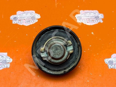 Крышка топливного бака MERCEDES-BENZ E-класс W124/S124/C124/A124 (1984 - 1997) — Разборка Мерседес