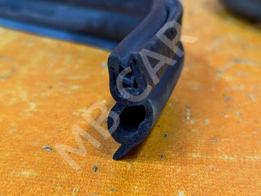 Уплотнитель моторного отсека MERCEDES-BENZ E-класс W211/S211 (2002 - 2006) &mdash; Разборка Мерседес