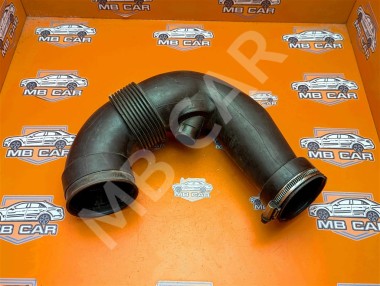 Патрубок воздушный MERCEDES-BENZ C-класс W203/S203/CL203 (2000 - 2004) — Разборка Мерседес