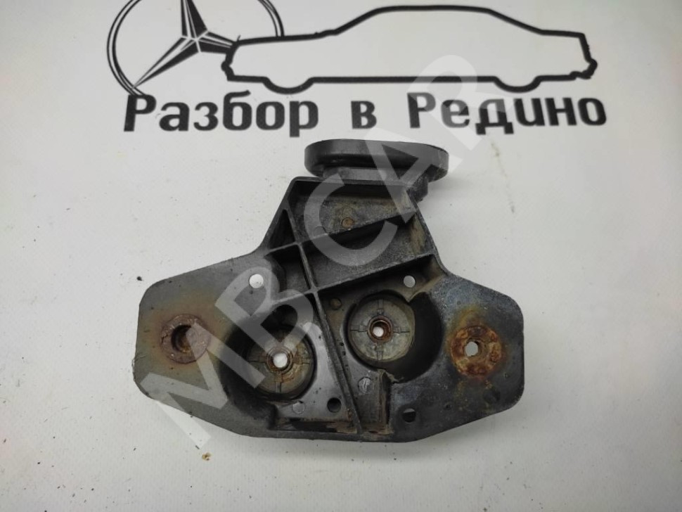 Кронштейн крепления бампера MERCEDES-BENZ M-класс W164 рестайлинг (2008 - 2011) фото 1 — Разборка Мерседес