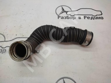 Патрубок интеркулера MERCEDES-BENZ C-класс W203/S203/CL203 рестайлинг (2004 - 2008) — Разборка Мерседес