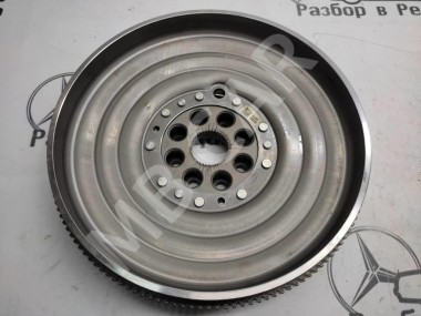 Маховик РКПП (Робот) MERCEDES-BENZ A-класс W176 (2012 - 2015) — Разборка Мерседес