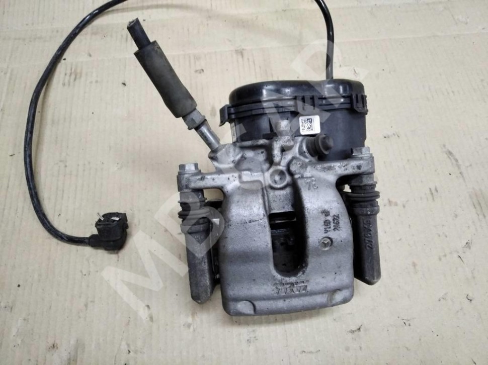 Суппорт задний правый MERCEDES-BENZ B-класс W246 рестайлинг (2014 - 2018) фото 1 — Разборка Мерседес