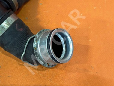 Патрубок радиатора MERCEDES-BENZ M-класс W164 (2005 - 2008) — Разборка Мерседес