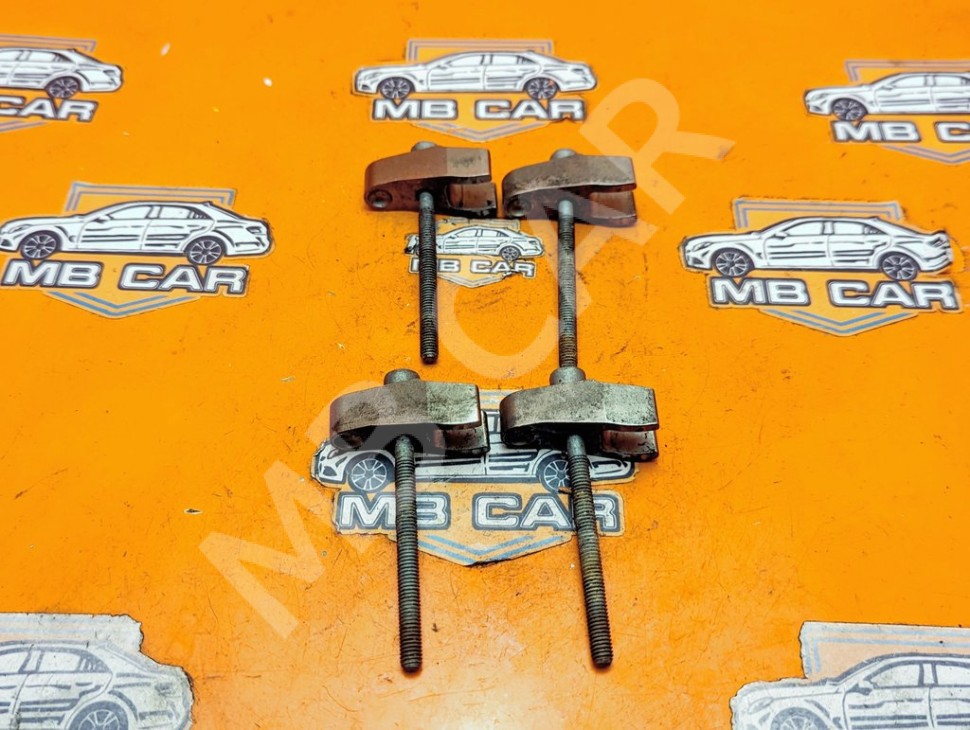 Кронштейн крепления форсунок MERCEDES-BENZ E-класс W211/S211 (2002 - 2006) фото 1 &mdash; Разборка Мерседес