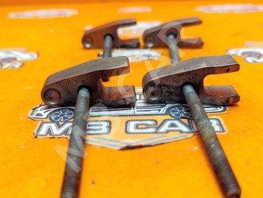 Кронштейн крепления форсунок MERCEDES-BENZ E-класс W211/S211 (2002 - 2006) &mdash; Разборка Мерседес