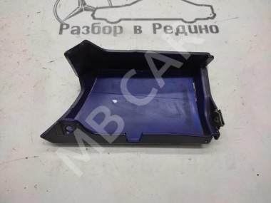 Накладка петли багажника MERCEDES-BENZ VANEO W414 (2001 - 2005) — Разборка Мерседес