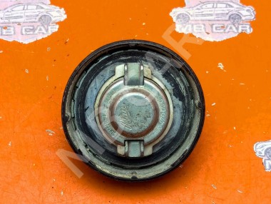 Крышка топливного бака MERCEDES-BENZ E-класс W124/S124/C124/A124 (1984 - 1997) — Разборка Мерседес