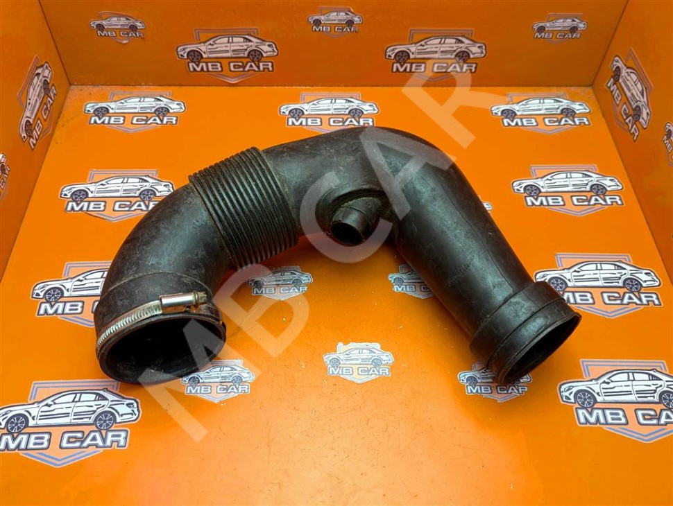 Патрубок воздушный MERCEDES-BENZ E-класс W210/S210 (1995 - 1999) фото 1 — Разборка Мерседес