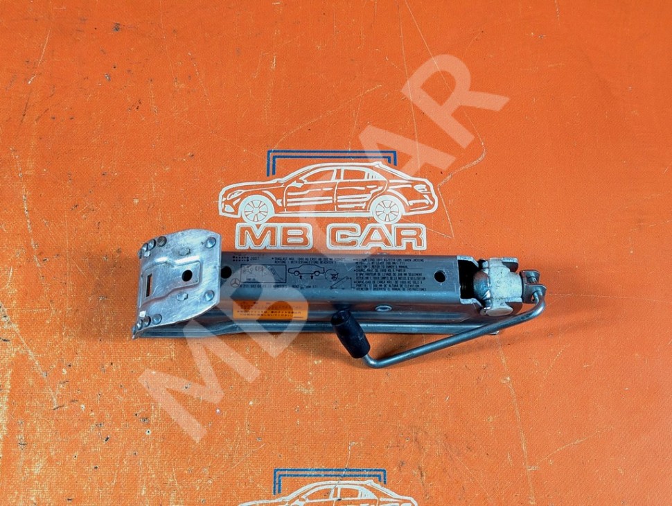 Домкрат MERCEDES-BENZ C-класс W204/S204 (2006 - 2011) фото 1 &mdash; Разборка Мерседес