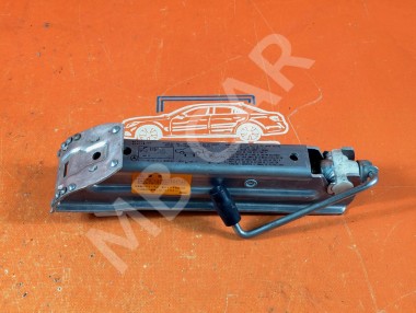 Домкрат MERCEDES-BENZ C-класс W204/S204 (2006 - 2011) &mdash; Разборка Мерседес