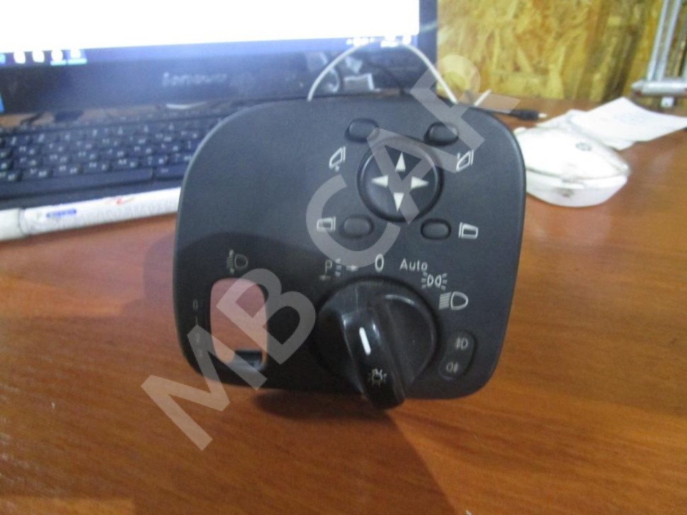 Переключатель света MERCEDES-BENZ C-класс W203/S203/CL203 рестайлинг (2004 - 2008) фото 1 — Разборка Мерседес