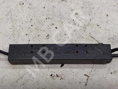 Усилитель антенны MERCEDES-BENZ C-класс W203/S203/CL203 рестайлинг (2004 - 2008) — Разборка Мерседес