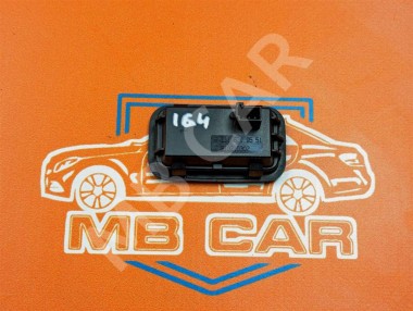 Кнопка закрытия багажника MERCEDES-BENZ GL-класс X164 рестайлинг (2009 - 2012) — Разборка Мерседес