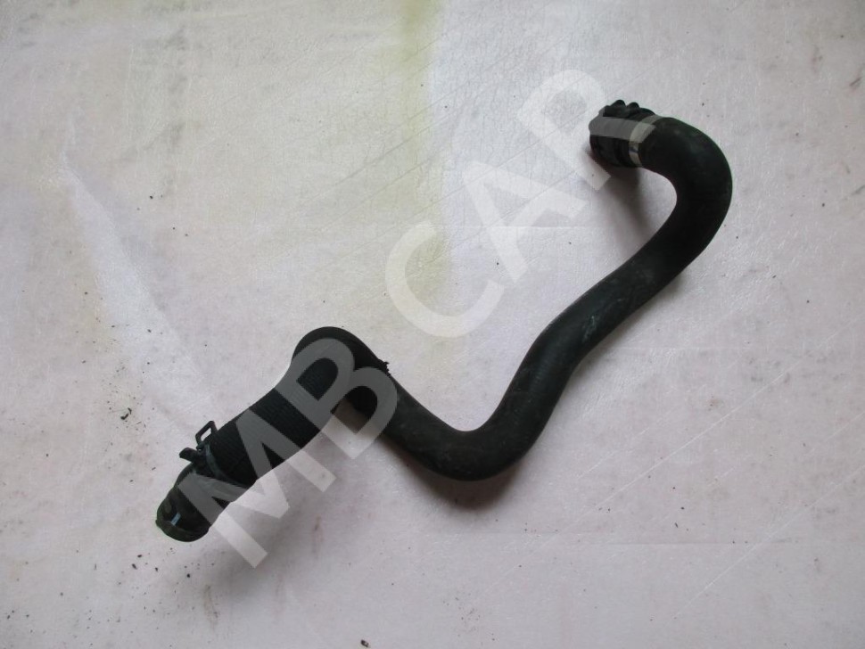 Патрубок ОЖ MERCEDES-BENZ C-класс W205/S205/C205/A205 (2014 - 2018) фото 1 — Разборка Мерседес