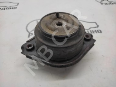 Опора двигателя MERCEDES-BENZ M-класс AMG W164 (2006 - 2008) — Разборка Мерседес