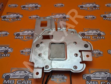 Усилитель антенны MERCEDES-BENZ M-класс W164 (2005 - 2008) — Разборка Мерседес