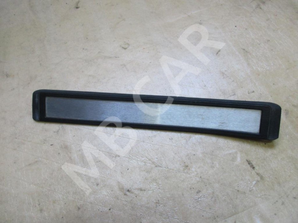 Накладка порога внутренняя MERCEDES-BENZ E-класс W211/S211 рестайлинг (2006 - 2009) фото 1 — Разборка Мерседес