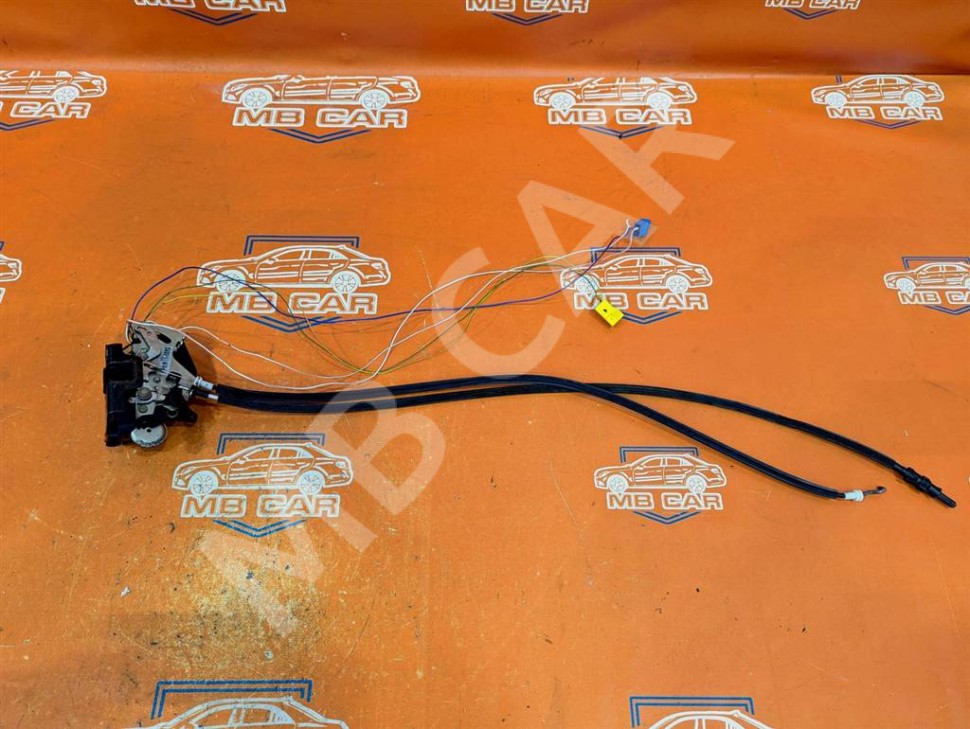 Замок двери задней правой MERCEDES-BENZ VANEO W414 (2001 - 2005) фото 1 — Разборка Мерседес