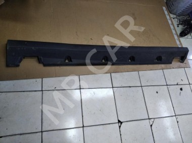 Порог пластиковый правый MERCEDES-BENZ GLE-класс Coupe C292 (2015 - 2019) — Разборка Мерседес