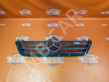 Решетка радиатора MERCEDES-BENZ Sprinter W901-905 (1995 - 2006) — Разборка Мерседес