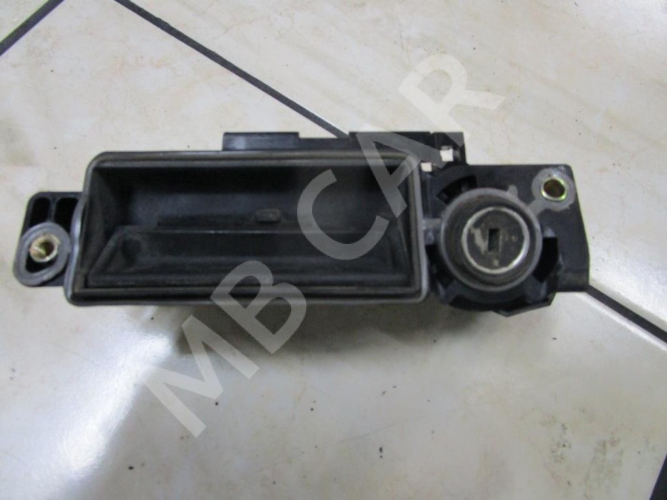 Ручка открытия багажника MERCEDES-BENZ E-класс W211/S211 (2002 - 2006) фото 1 — Разборка Мерседес