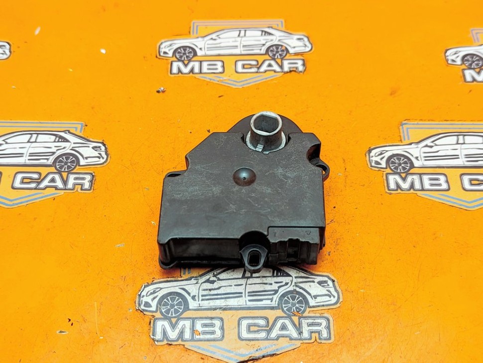 Сервоприводы печки MERCEDES-BENZ M-класс W163 (1997 - 2001) фото 1 &mdash; Разборка Мерседес