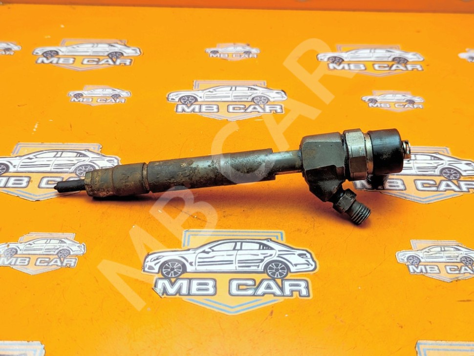Форсунка ДИЗЕЛЬ MERCEDES-BENZ V-класс W639 (2003 - 2014) фото 1 — Разборка Мерседес