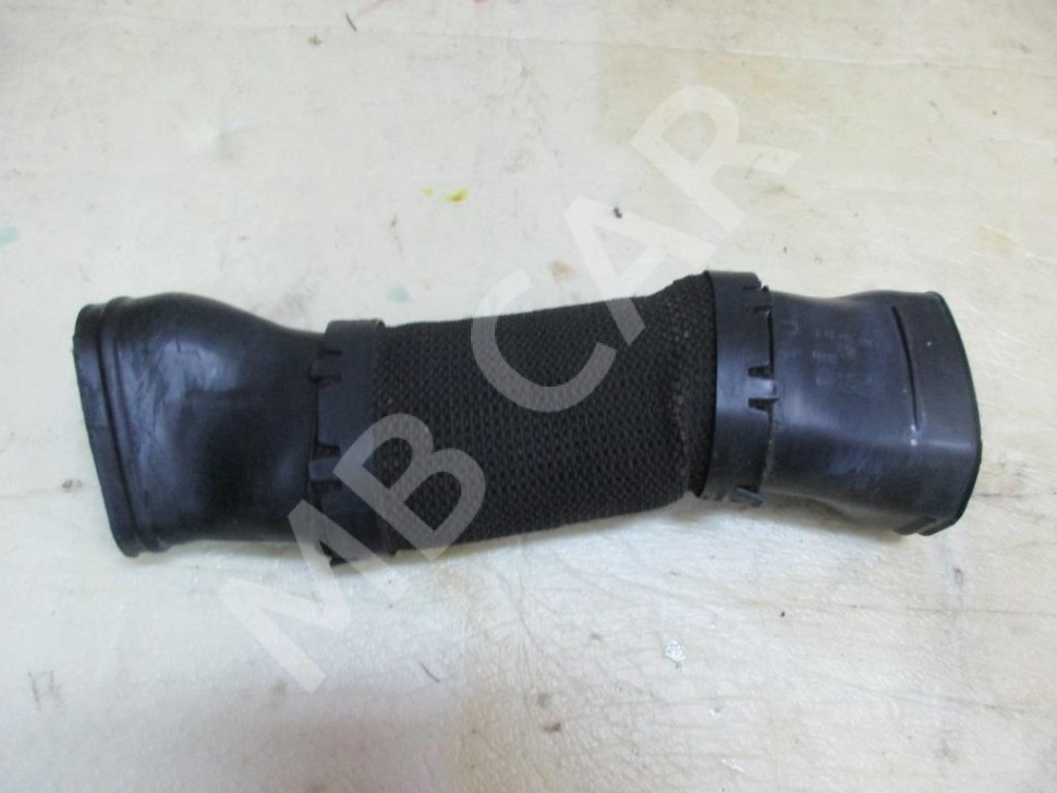 Патрубок воздушный MERCEDES-BENZ CLS-класс C219 (2004 - 2008) фото 1 — Разборка Мерседес