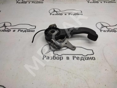 Педаль ручника MERCEDES-BENZ C-класс W203/S203/CL203 рестайлинг (2004 - 2008) — Разборка Мерседес