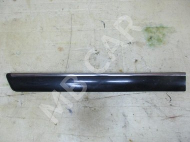 Молдинг двери MERCEDES-BENZ E-класс W210/S210 (1995 - 1999) — Разборка Мерседес