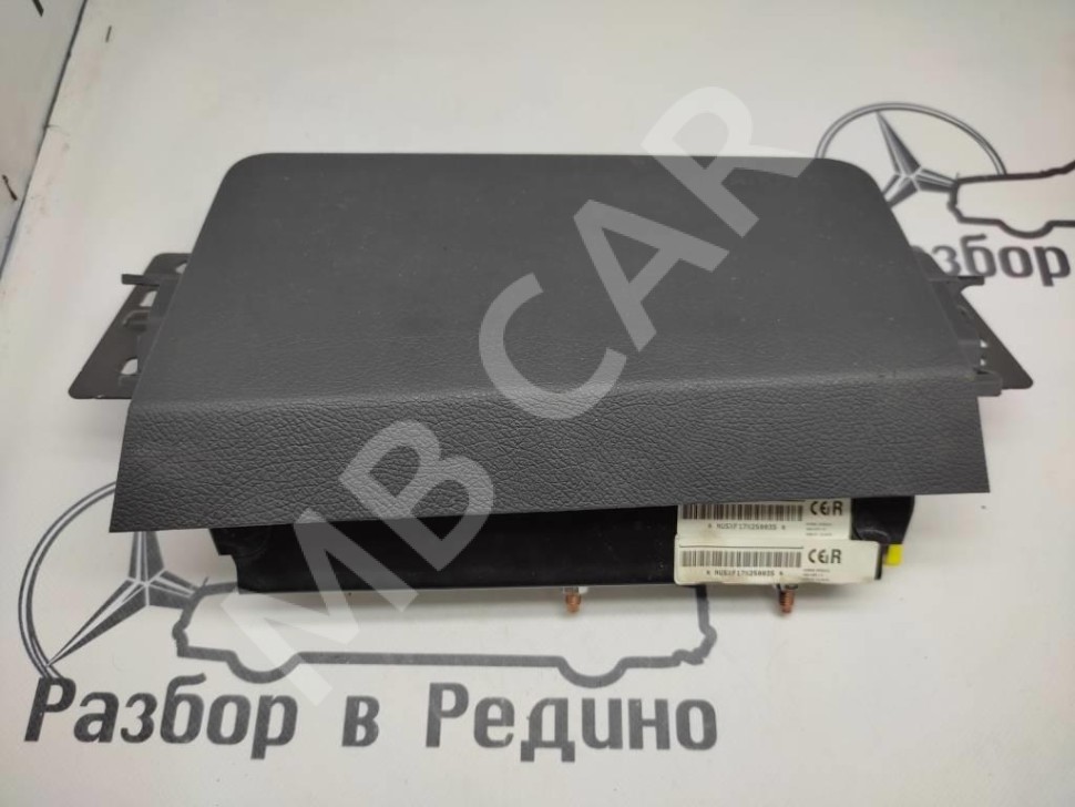 Подушка безопасности коленная MERCEDES-BENZ X-класс I (2017 - 2020) фото 1 — Разборка Мерседес