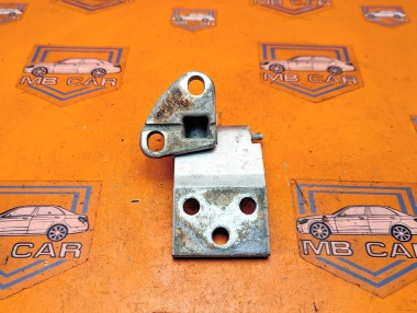 Петля двери MERCEDES-BENZ V-класс W638/W639 (1996 - 2003) V 220 2.1 D AT (122 л.с.) &mdash; Разборка Мерседес