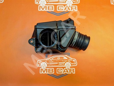 Резонатор воздушного фильтра MERCEDES-BENZ C-класс W203/S203/CL203 (2000 - 2004) — Разборка Мерседес
