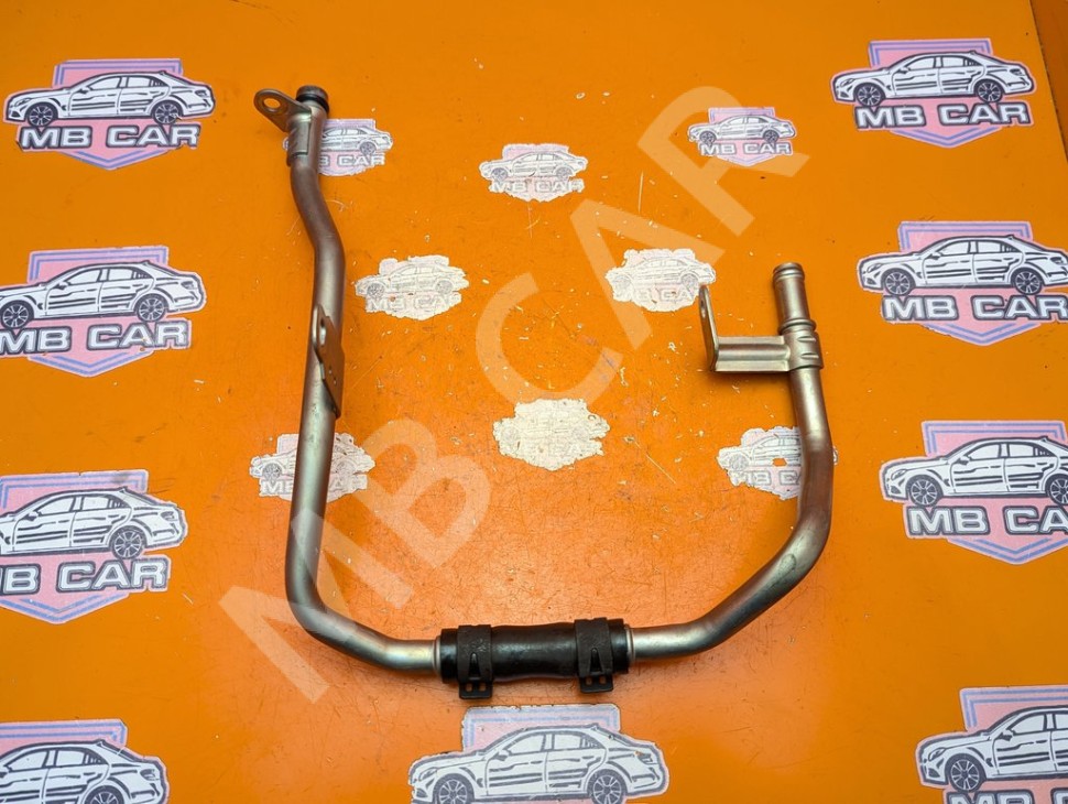 Трубка ОЖ MERCEDES-BENZ C-класс W205/S205/C205/A205 (2014 - 2018) фото 1 &mdash; Разборка Мерседес
