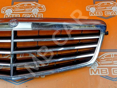 Решетка радиатора MERCEDES-BENZ E-класс W212/S212/C207/A207 (2009 - 2013) — Разборка Мерседес