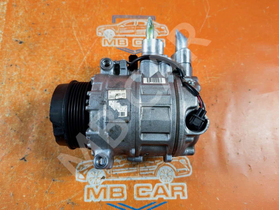 Компрессор кондиционера MERCEDES-BENZ M-класс W164 (2005 - 2008) фото 1 — Разборка Мерседес