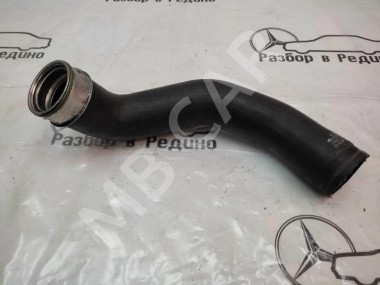 Патрубок интеркулера MERCEDES-BENZ R-класс W251 (2005 - 2007) — Разборка Мерседес