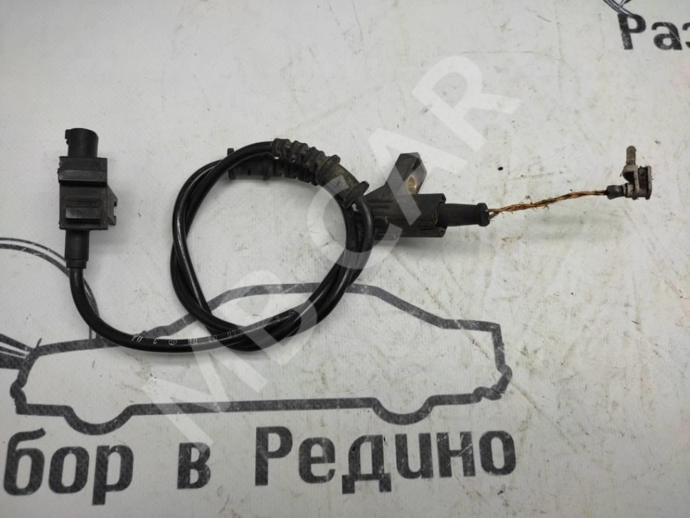 Провод датчика износа тормозных колодок MERCEDES-BENZ S-класс W220 (1998 - 2005) фото 1 — Разборка Мерседес