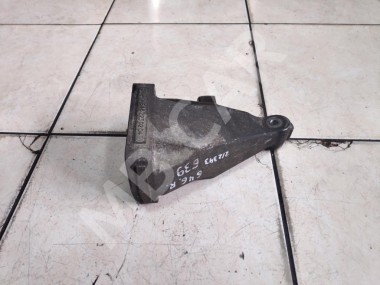 Лапа правая MERCEDES-BENZ Vito W639 (2003 - 2010) — Разборка Мерседес