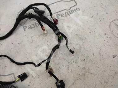 Проводка двери MERCEDES-BENZ GLE-класс W166 (2015 - 2018) — Разборка Мерседес