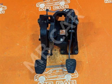 Педальный узел MERCEDES-BENZ Sprinter W901-905 (1995 - 2006) — Разборка Мерседес