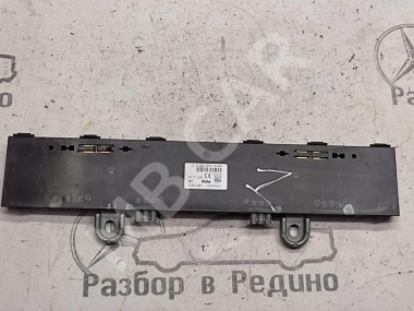 Усилитель антенны MERCEDES-BENZ S-класс W221 (2005 - 2009) — Разборка Мерседес