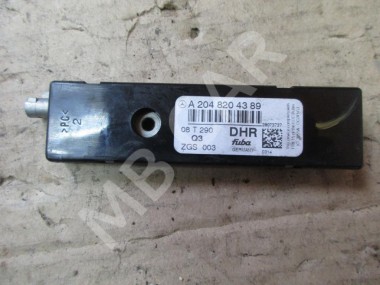 Усилитель антенны MERCEDES-BENZ C-класс W204/S204 (2006 - 2011) — Разборка Мерседес