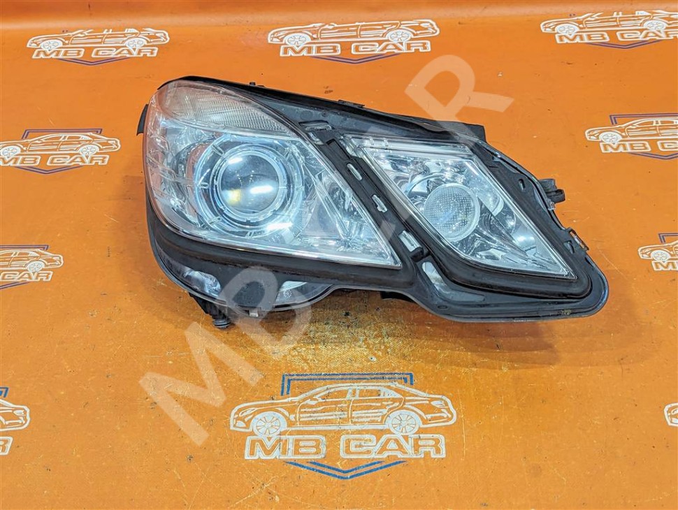 Фара правая MERCEDES-BENZ E-класс W212/S212/C207/A207 (2009 - 2013) фото 1 — Разборка Мерседес