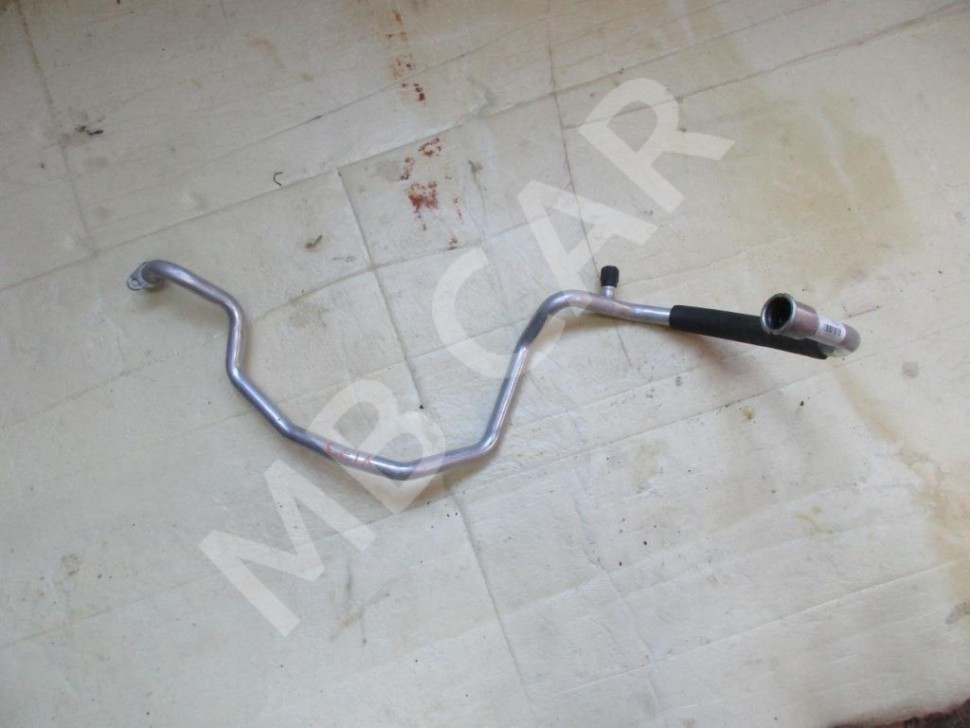 Трубка кондиционера MERCEDES-BENZ C-класс W204/S204 (2006 - 2011) фото 1 — Разборка Мерседес