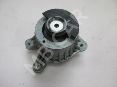 Опора двигателя MERCEDES-BENZ E-класс W213/S213/C238/A238 (2016 - 2021) — Разборка Мерседес