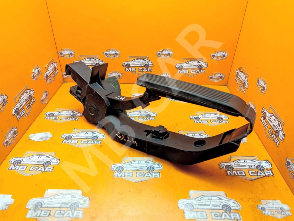 Педаль газа электронная MERCEDES-BENZ C-класс W203/S203/CL203 (2000 - 2004) фото 1 &mdash; Разборка Мерседес